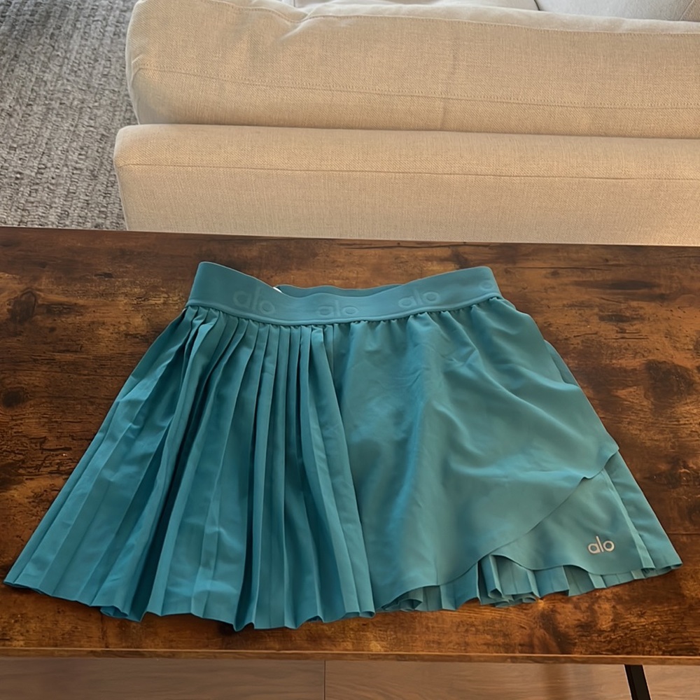 ALO skirt